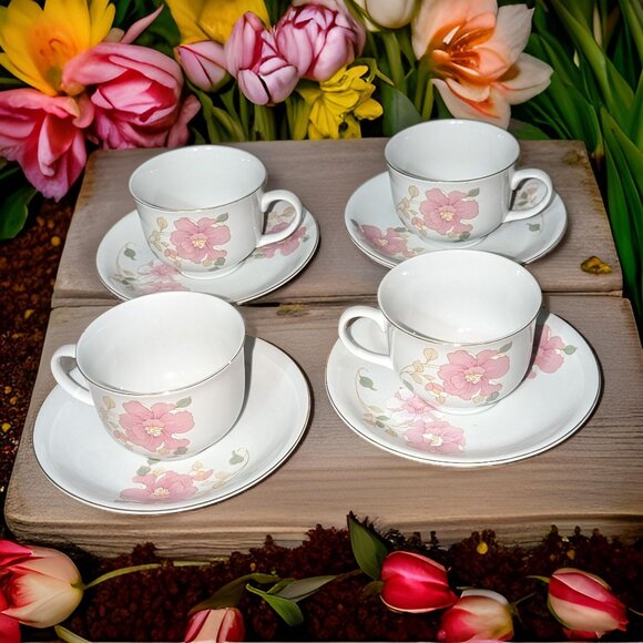 Set of 4 Vintage Tea and Saucer Set Hard to Find Marigold Lynn's China